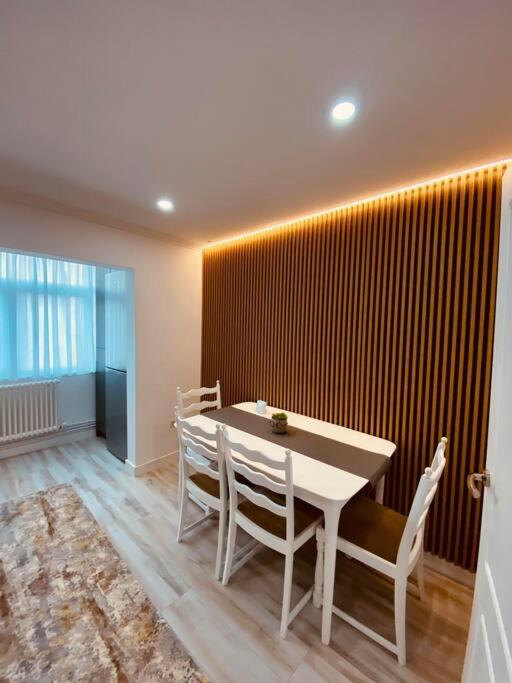 Apartament In جورا هومورولوي المظهر الخارجي الصورة